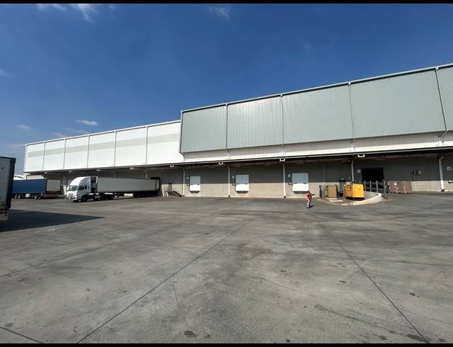 22,000M² WAREHOUSE TO LET IN GLEN MARAIS